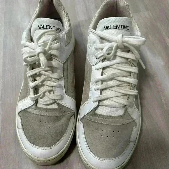 Valentino By Mario Valentino Donald Leather & Suede Sneaker, White size 12 - Picture 2 of 6